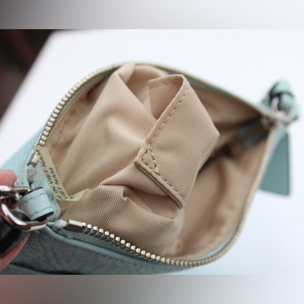 Coach leather “Kitt” cross body  bag - Picture 4 of 16